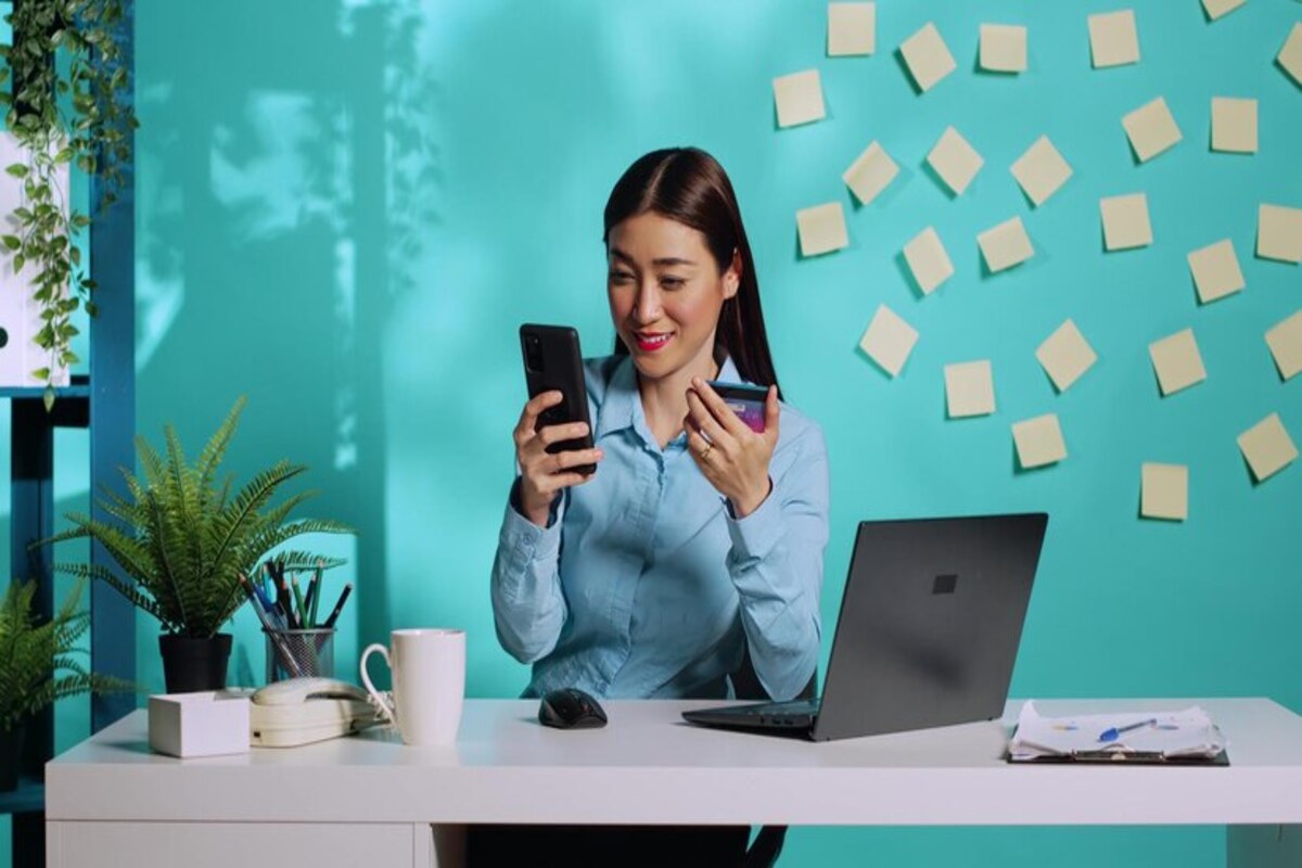 AirTalk Wireless Free Government Phone: Reviews Application