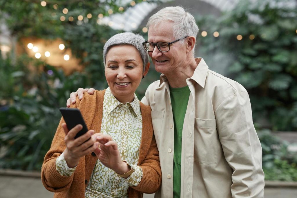 free phones for seniors on social security