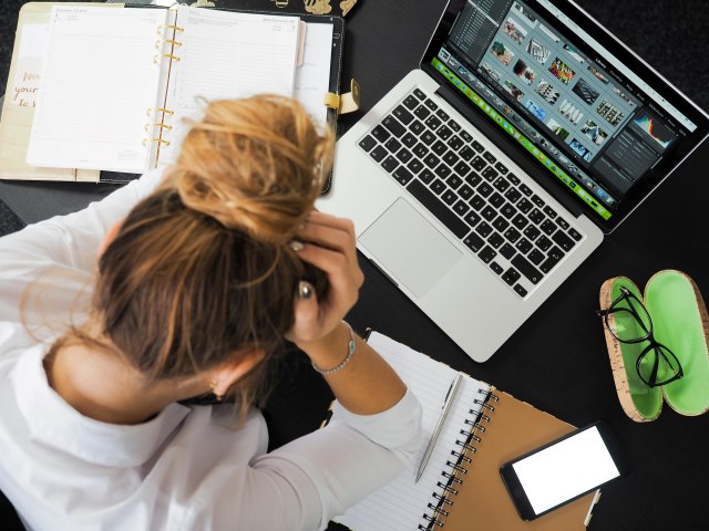 apply for free laptop online for students