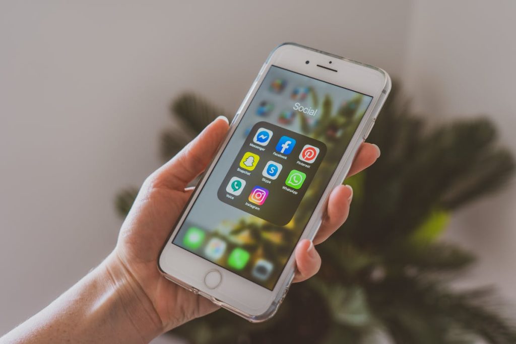 best free phone deals for new customers iPhone