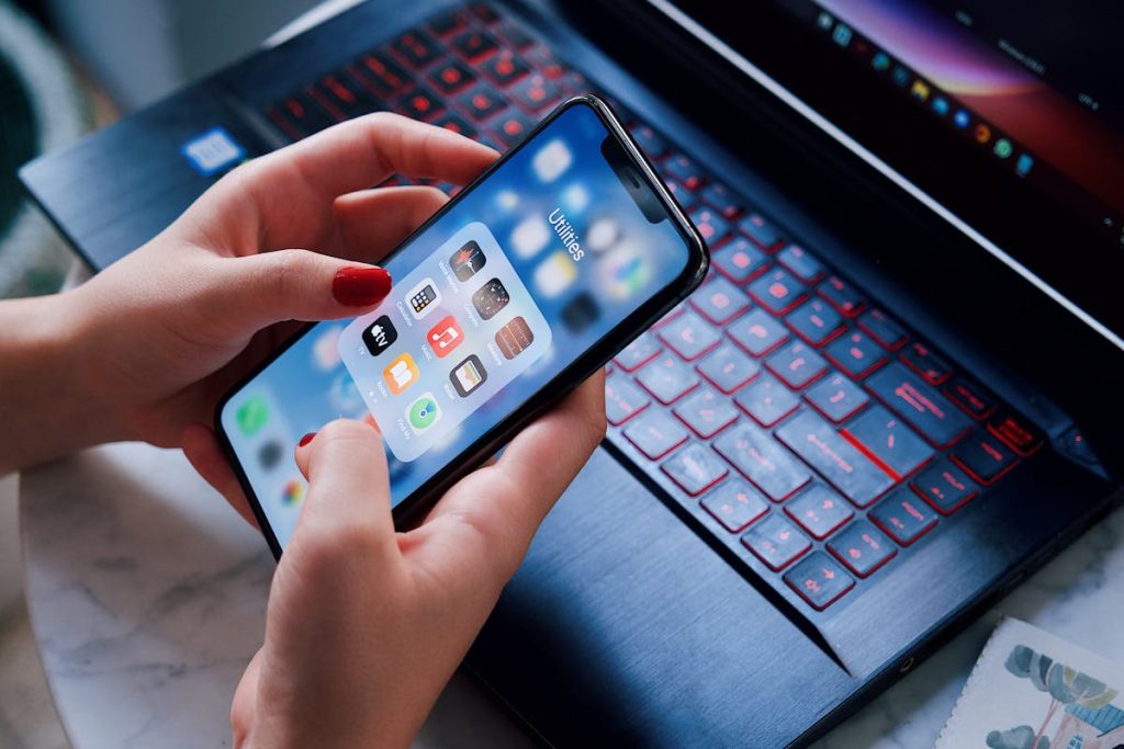 how to free up space on iPhone