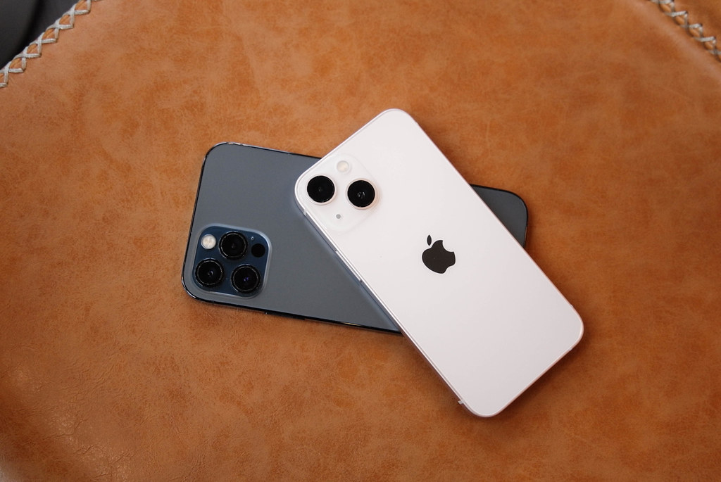 Is iPhone 13 Mini no longer available