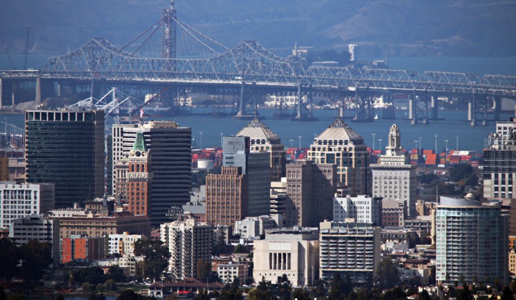 What is the low income cell phone service in California