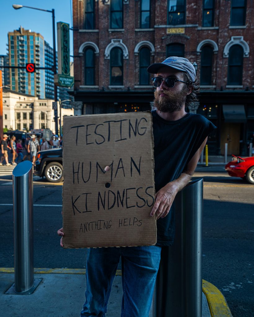 homeless free phone service