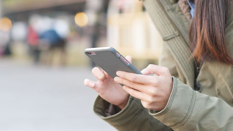 how to get a free government phone in az