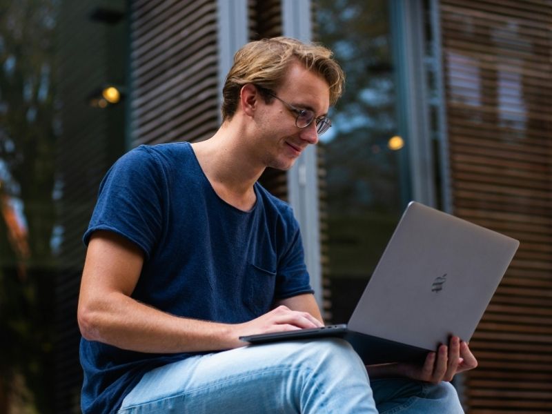 Free laptop baltimore county for students