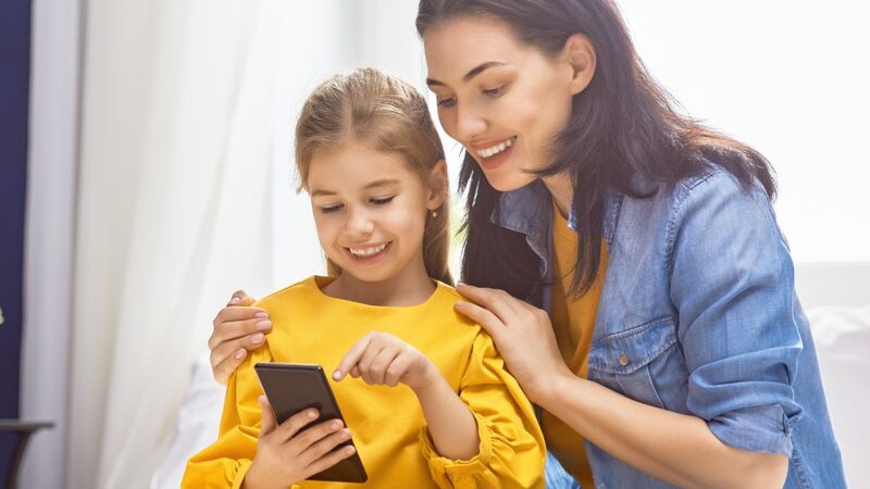 which company gives you the best free government phone