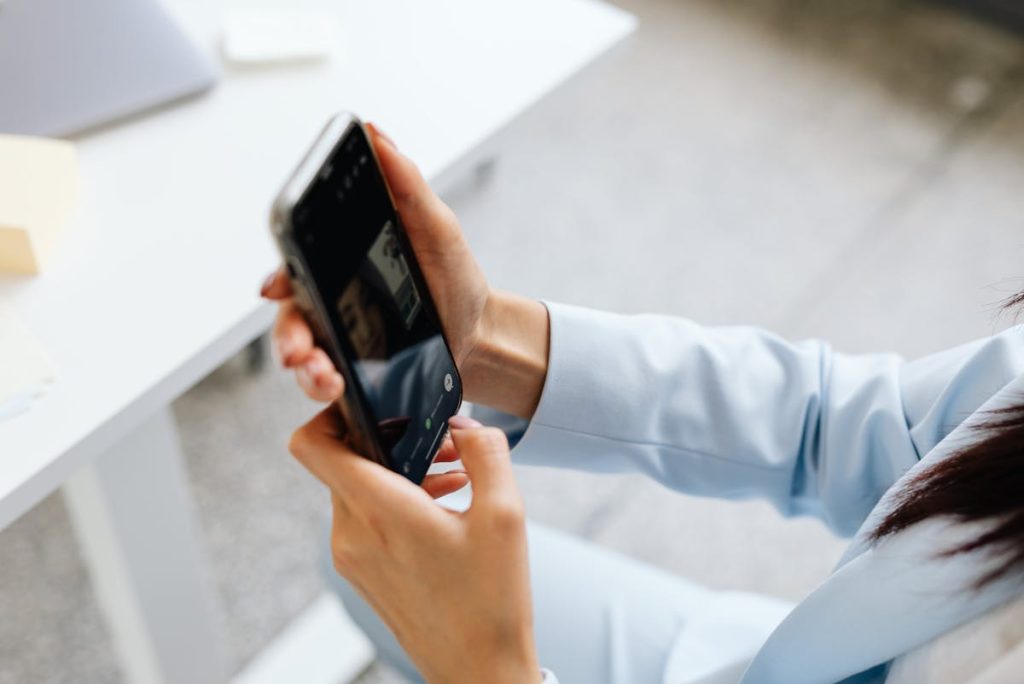 free galaxy note 10 government phone