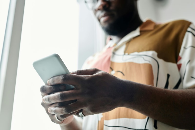 free iphone for new customers