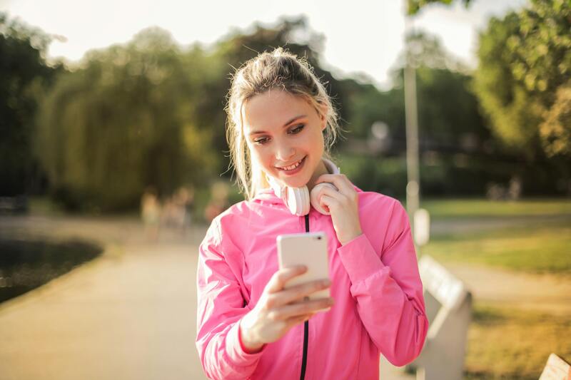 free phone for college students
