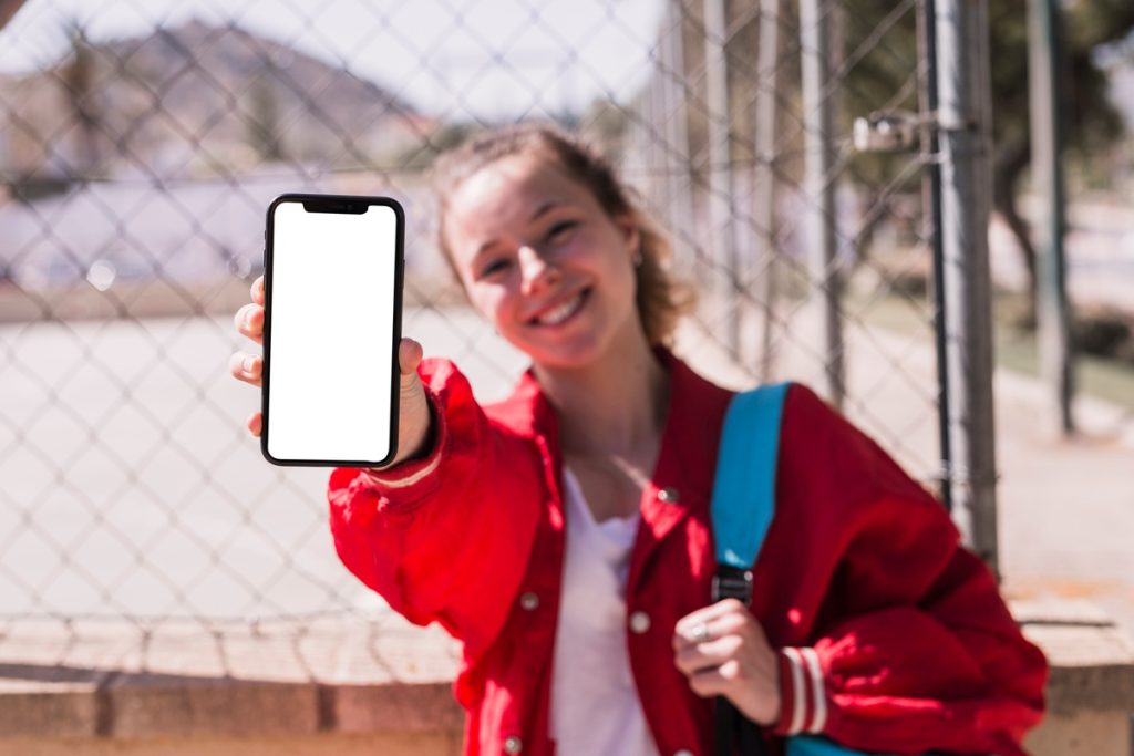 free-iphone-giveaway-for-students