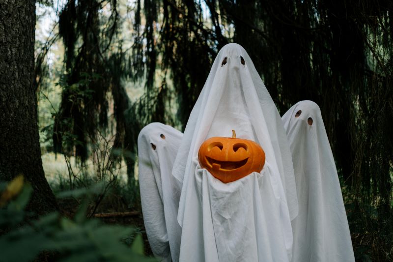 spooky halloween costumes