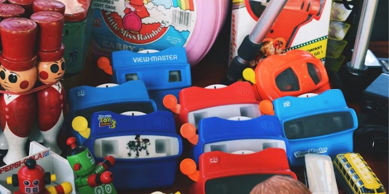 EBT Eligible Toys that are packaged with food (Image By Unsplash)