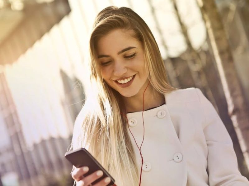 free-government-cell-phone-qualifications 