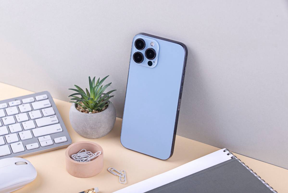 how to get a free iphone 16 1