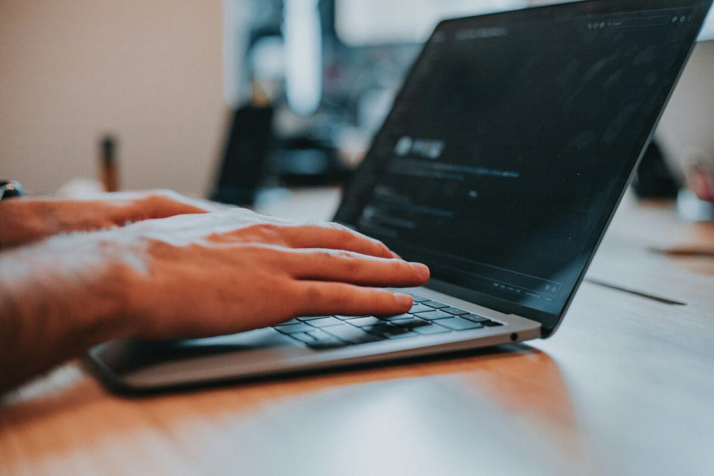 free-laptop-giveaway-today
