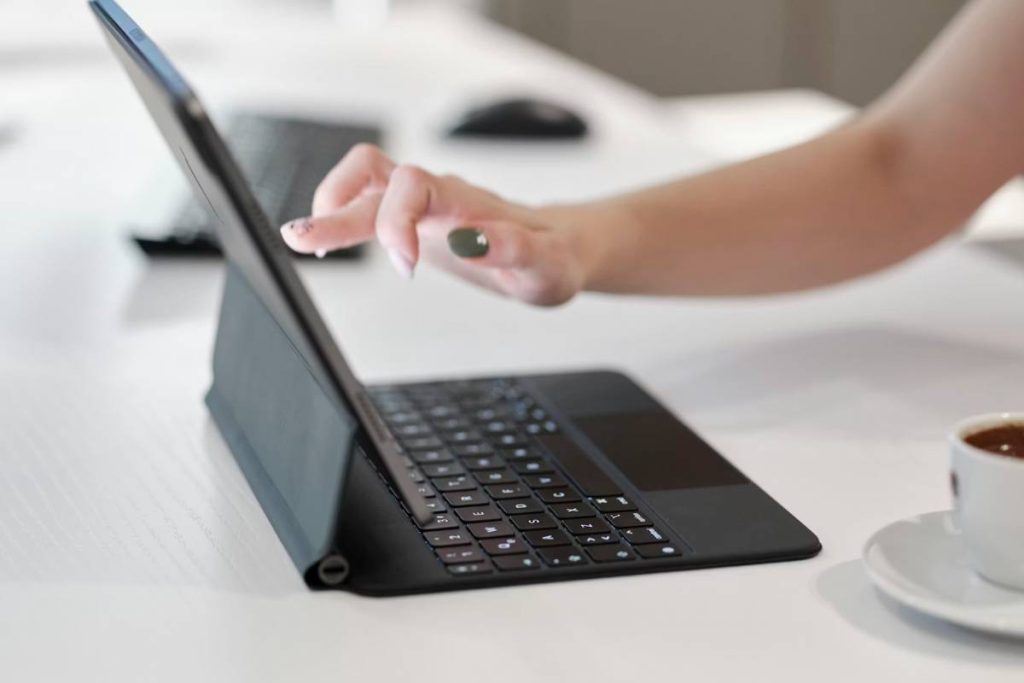 free laptop with ebt california