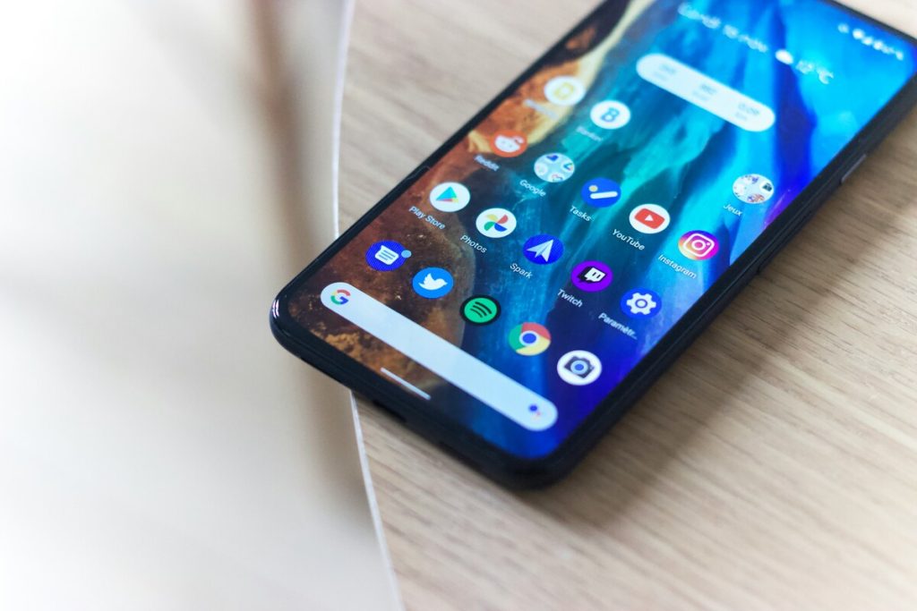 Can-you-video-call-an-iPhone-from-an-Android-
