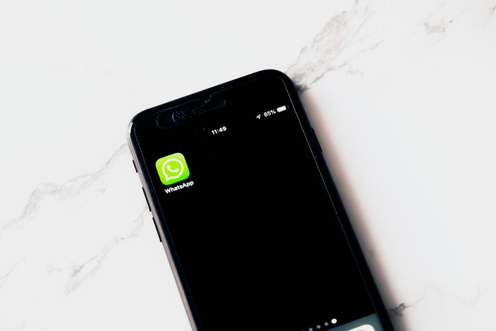 unlock-phone-password-using-emergency-call