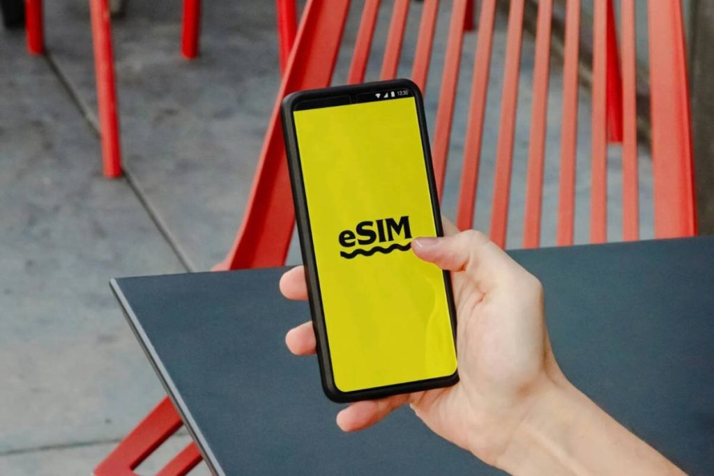 can-i-use-esim-on-locked-iphone