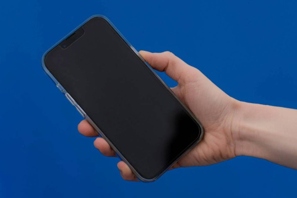 does-iphone-14-have-esim