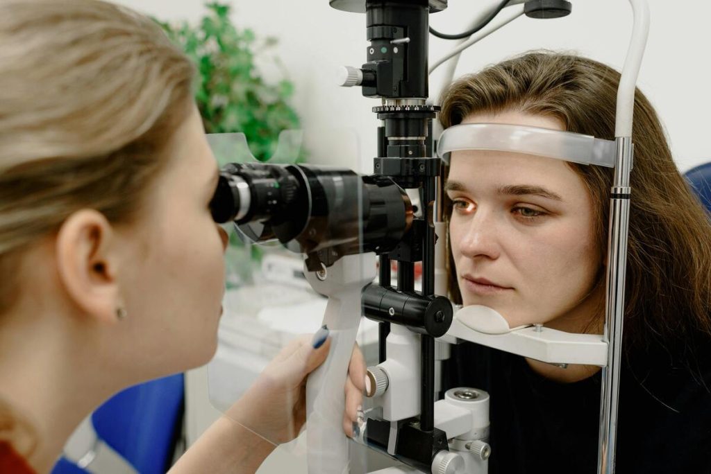 does-medicare-pay-for-eye-exams-for-seniors