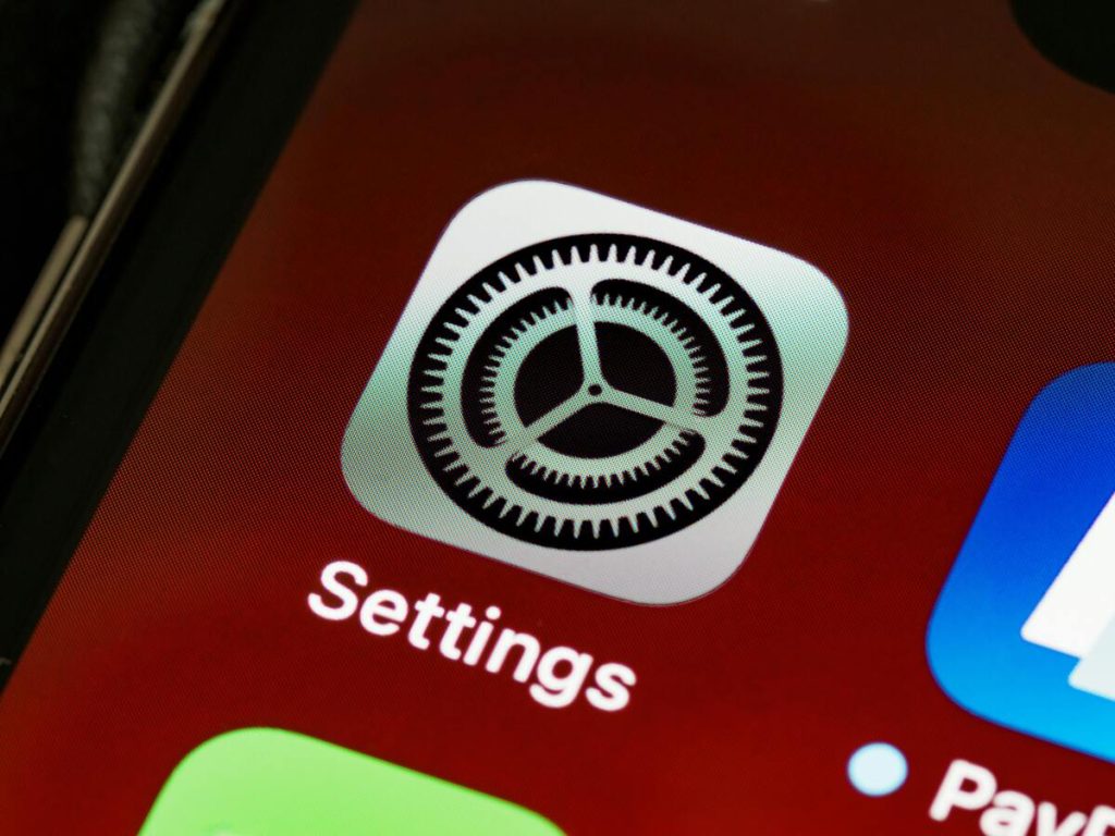 How-to-keep-eSIM-active-while-resetting-iPhone