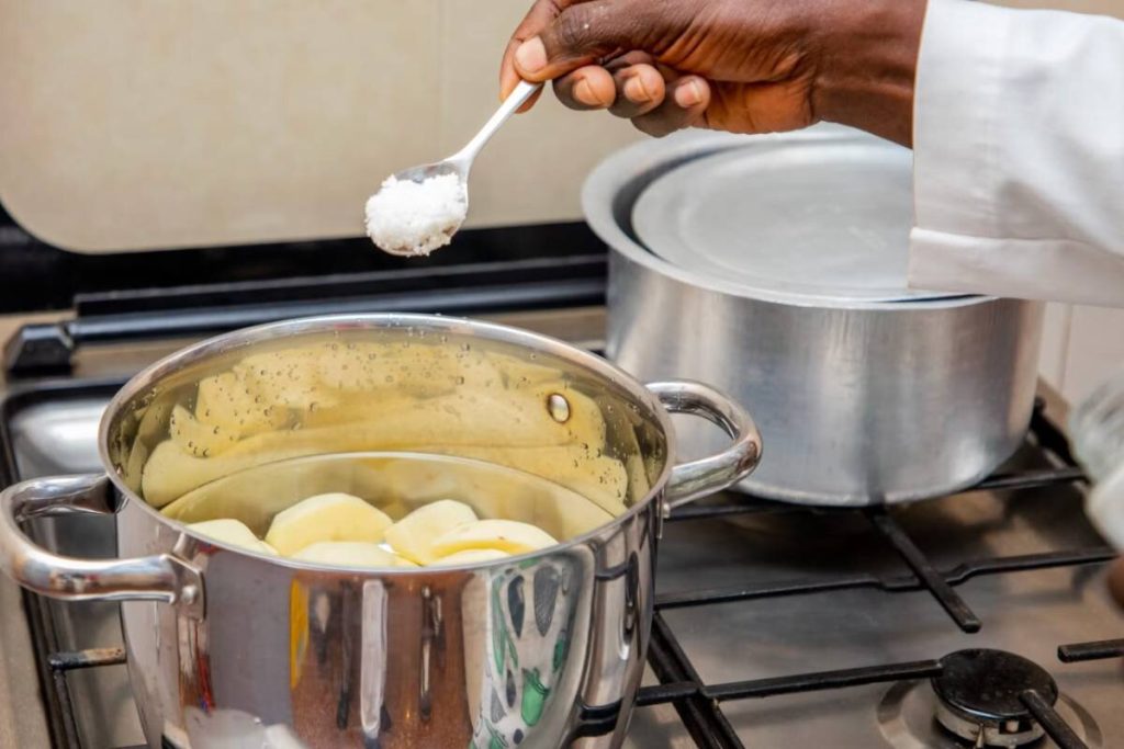 how-long-to-boil-potatoes
