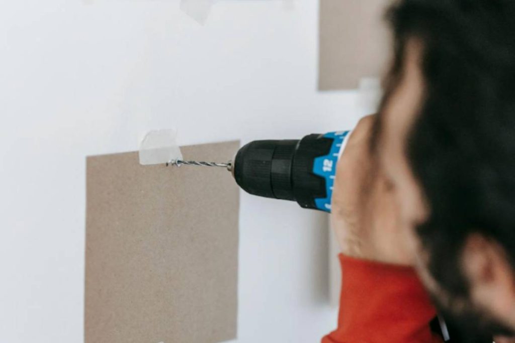 how-to-repair-drywall-anchor-holes