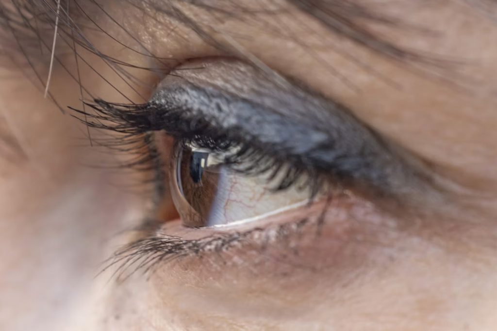 how-to-remove-makeup-properly