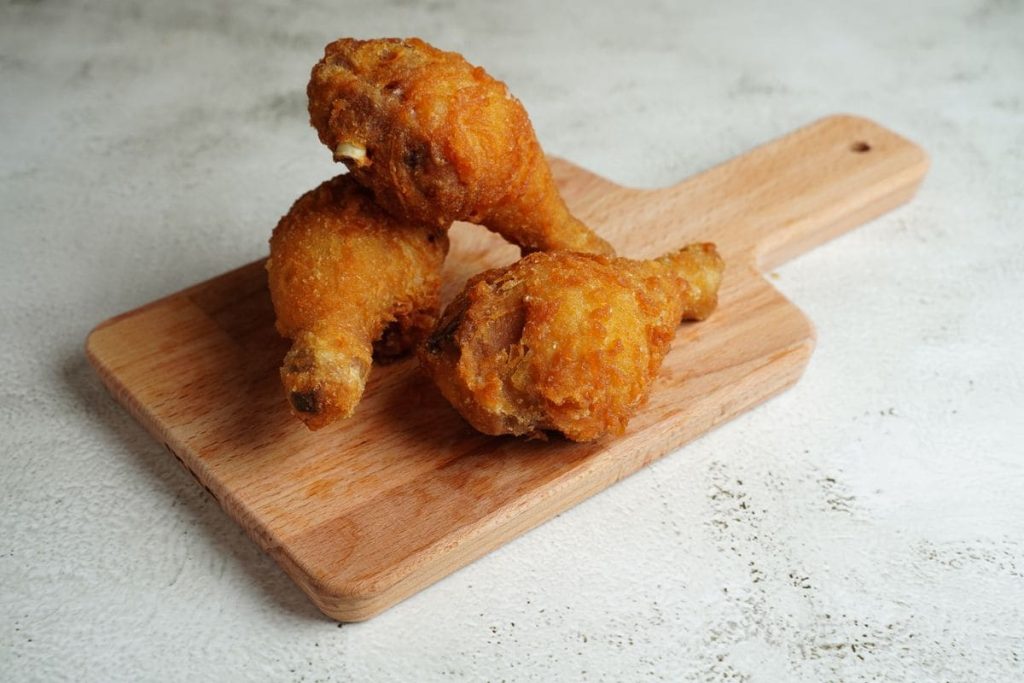 how to reheat fried chicken