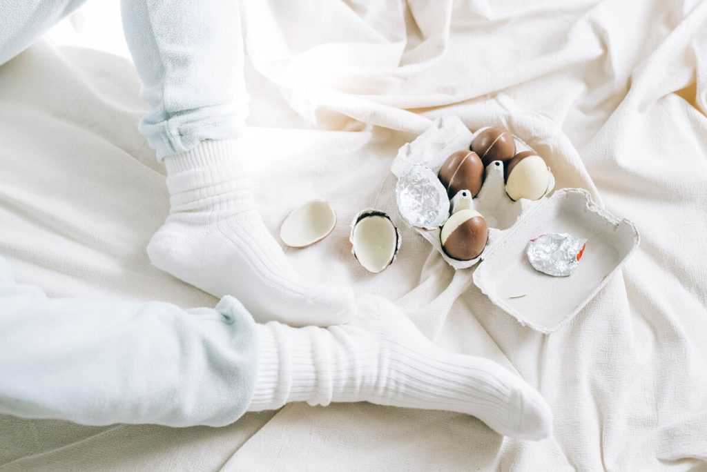 how-to-remove-egg-yolk-stains-from-clothes