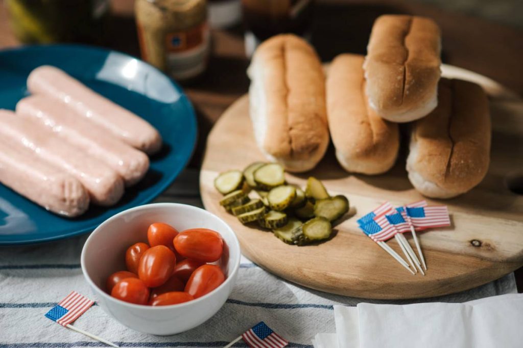 how-long-to-boil-hot-dogs