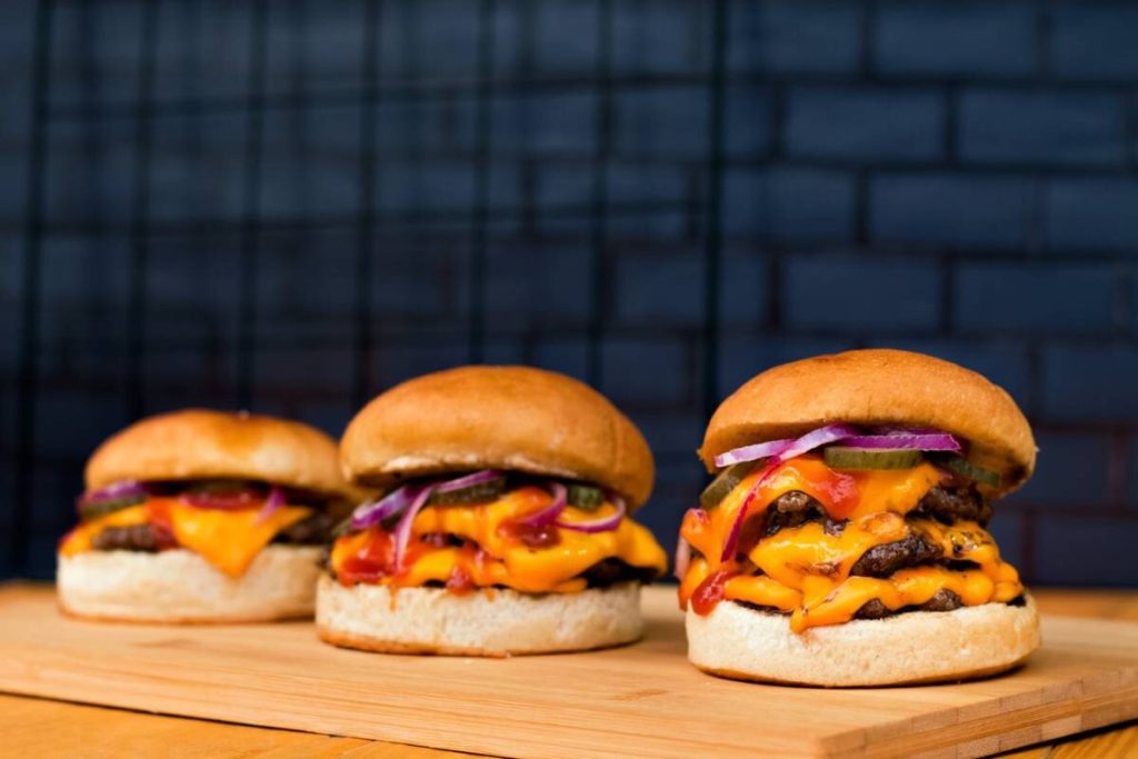 how-to-make-smash-burgers