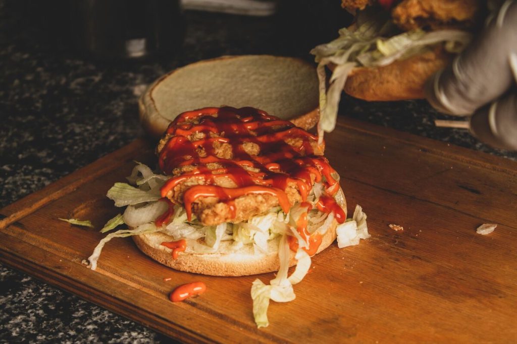 who-has-food-specials-on-thursday
