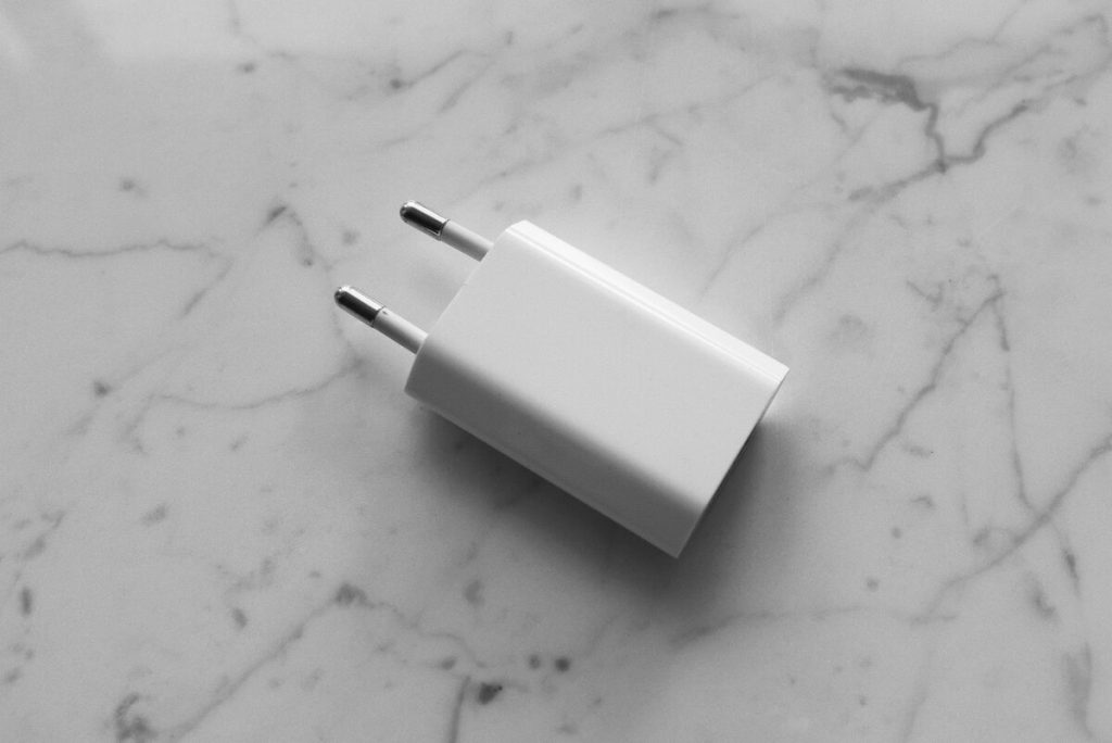 what-is-a-cell-phone-charging-brick