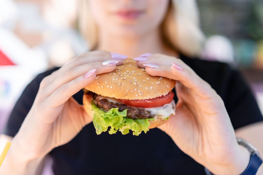 healthiest-fast-food-burger