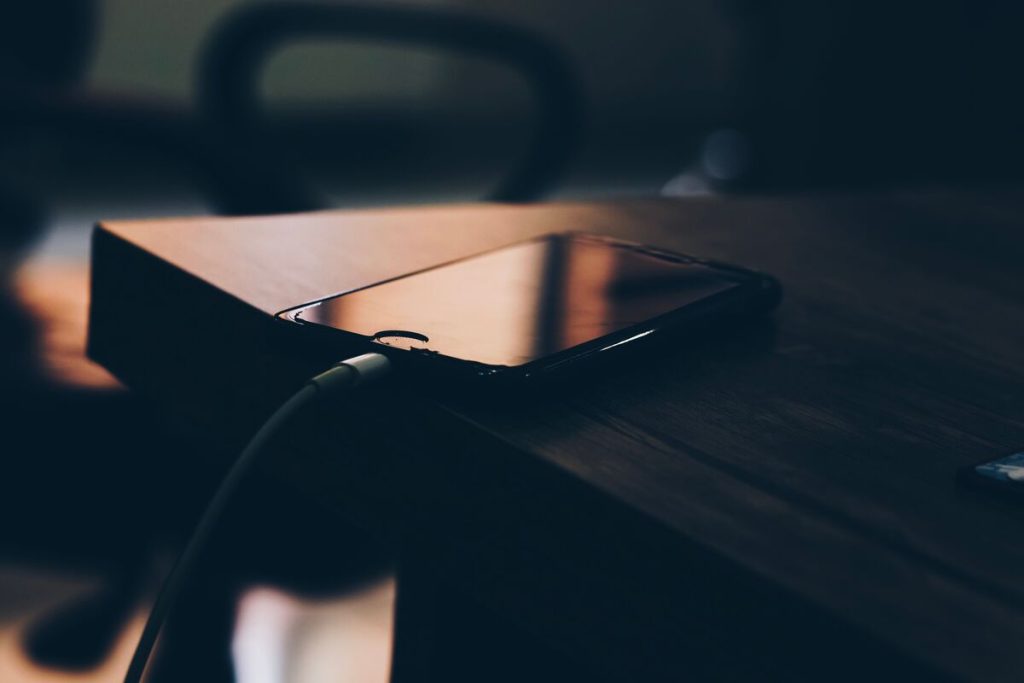 why-is-my-phone-not-charging