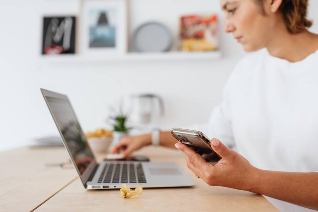 how-to-block-websites-on-iphone
