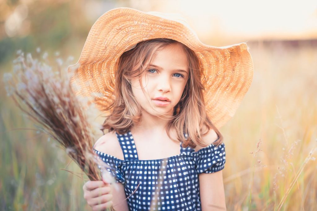 how to blur the background of a picture on iphone