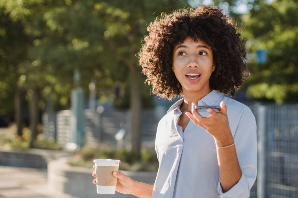 how-to-change-your-voicemail-on-iphone