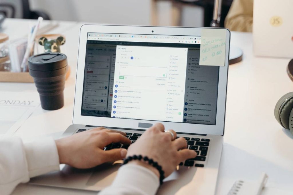 how-to-schedule-an-email-in-outlook