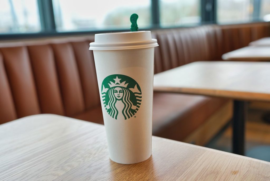 starbucks-veterans-day-free-coffee