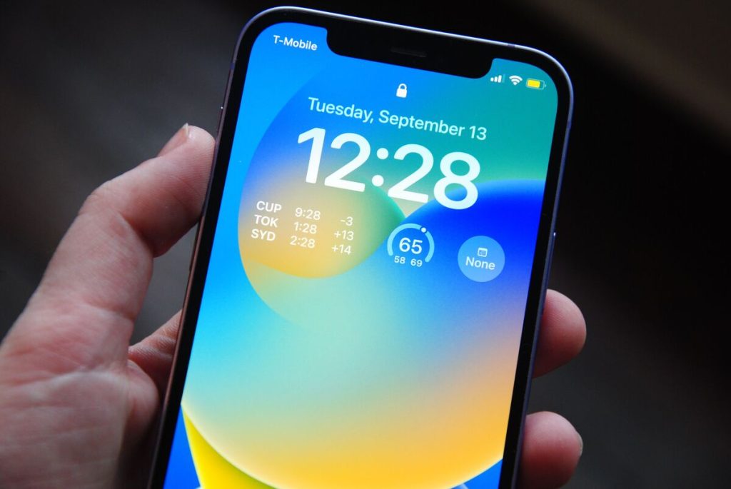 how-to-change-your-clock-to-military-time-on-iphone