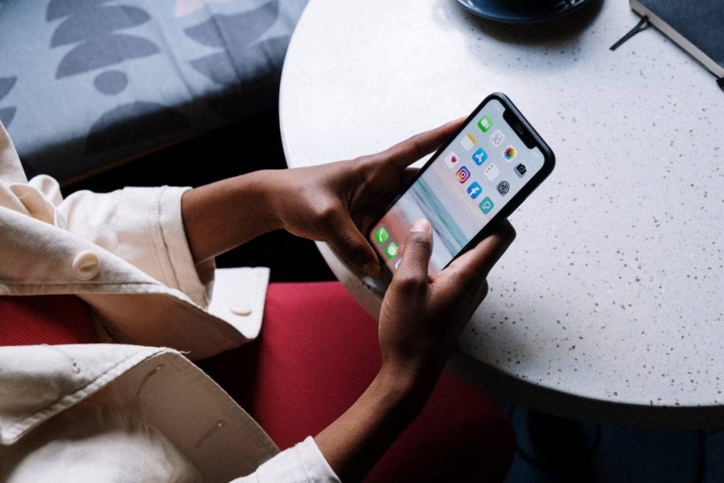 how-to-delete-files-on-iphone