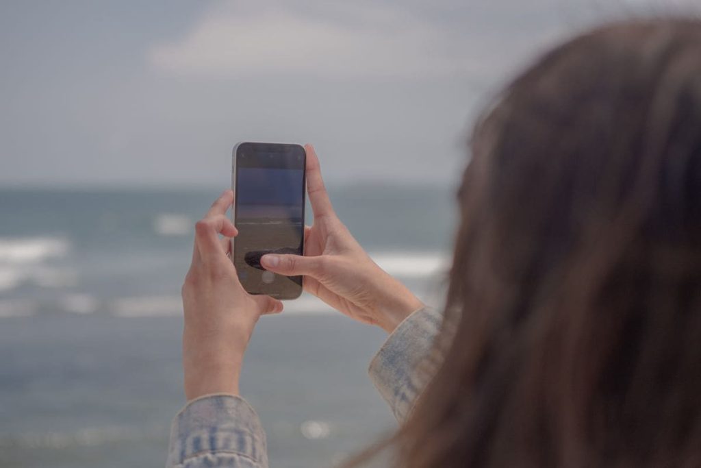 how-to-send-long-videos-on-iphone